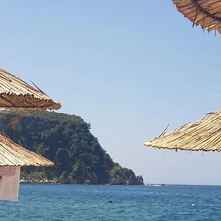 Alis * Himare